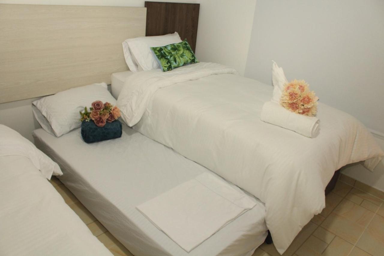 Hotel Celeste Inn Chinauta- Fusagasuga ภายนอก รูปภาพ