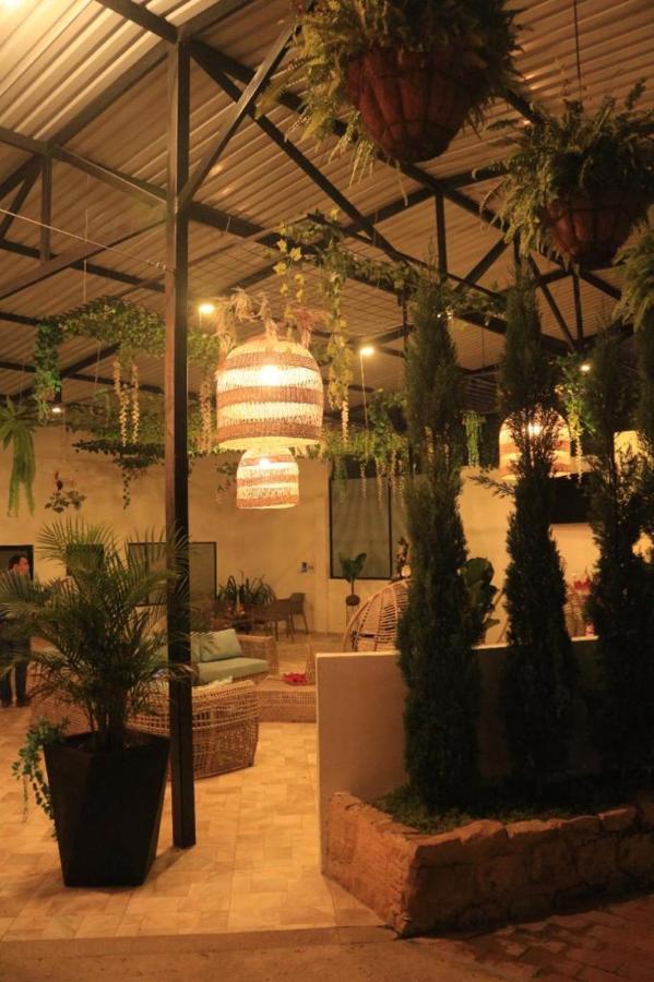 Hotel Celeste Inn Chinauta- Fusagasuga ภายนอก รูปภาพ